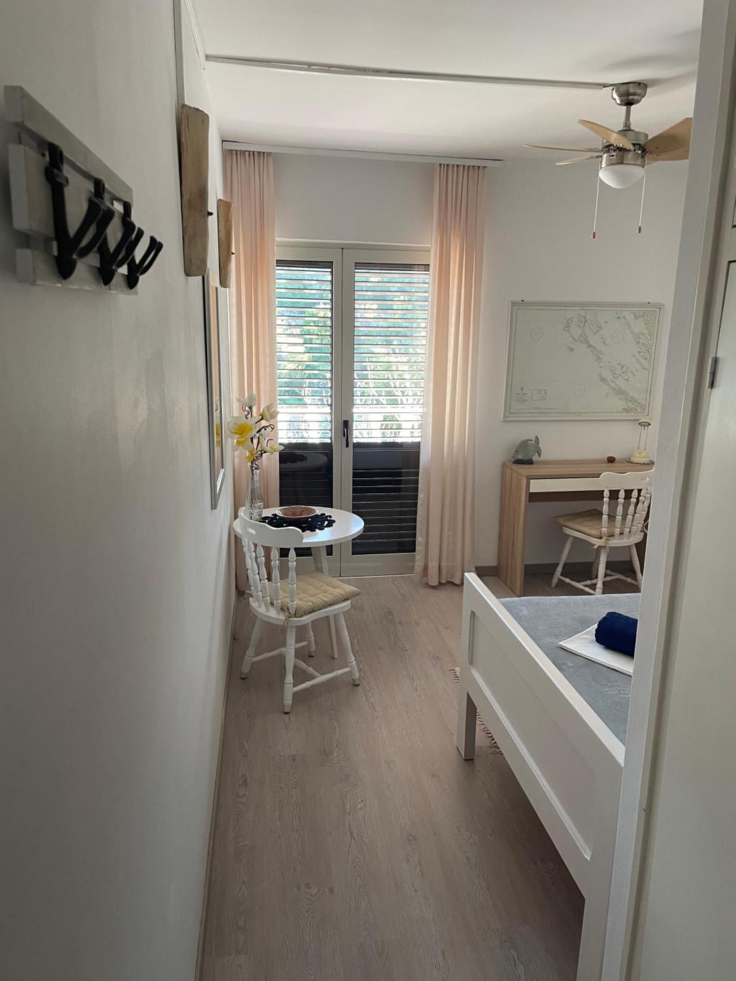 Baracuda Lägenhet Veli Lošinj Exteriör bild